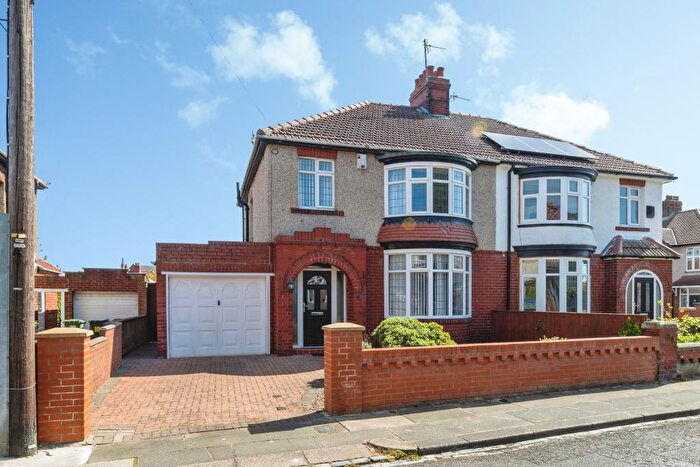 3 Bedroom Semi-Detached House For Sale In Glendale Avenue, Hartlepool, TS26
