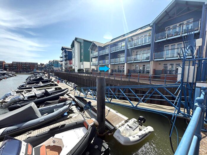 1 Bedroom Flat For Sale In Madison Wharf, Exmouth Marina, EX8