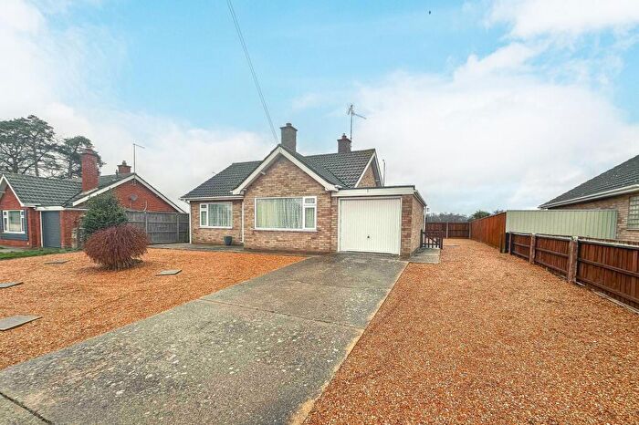 2 Bedroom Detached Bungalow To Rent In Windermere Road, South Wootton, PE30