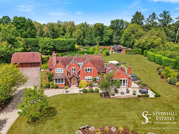 5 Bedroom Detached House For Sale In Kingwood Common, Kingwood, RG9