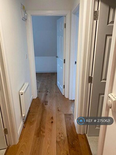 1 Bedroom Flat To Rent In South End, Croydon, CR0