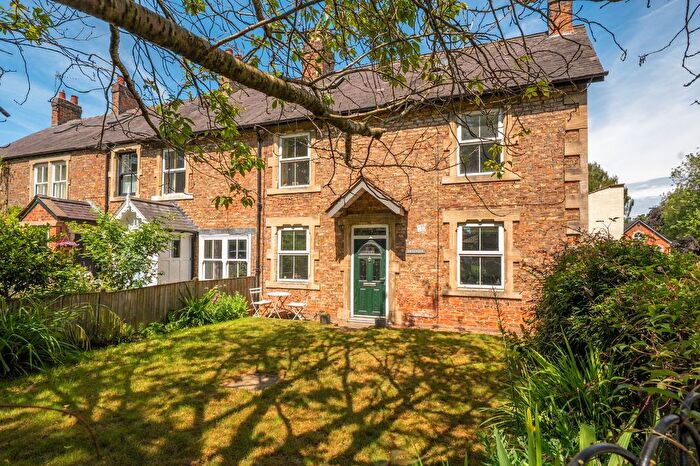 4 Bedroom Terraced House For Sale In Station Lane, Burton Leonard, HG3
