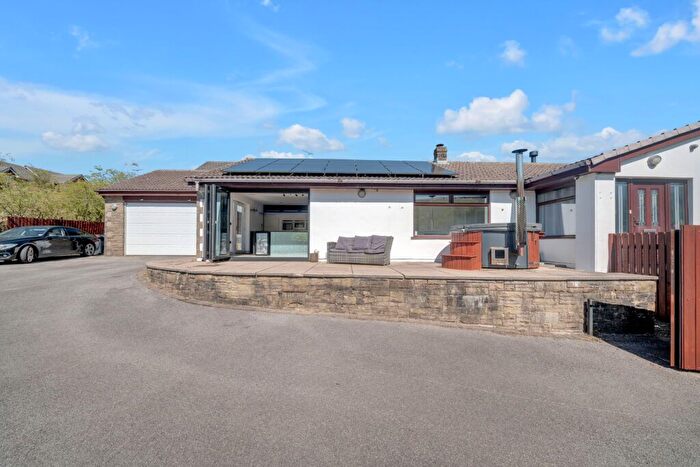 3 Bedroom Detached Bungalow For Sale In New Line, Bacup, Rossendale, OL13