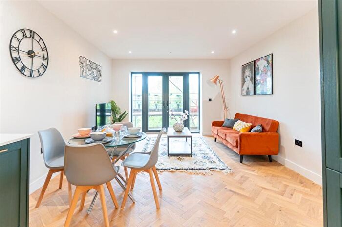 1 Bedroom Flat For Sale In Harlesden Road, NW10