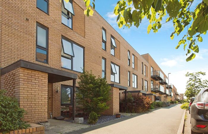 4 Bedroom Terraced House For Sale In Whittle Avenue, Trumpington, Cambridge, CB2
