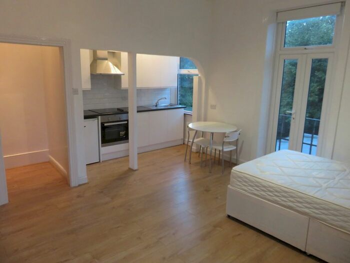 Studio To Rent In Parsifal Road, West Hampstead, London, NW6