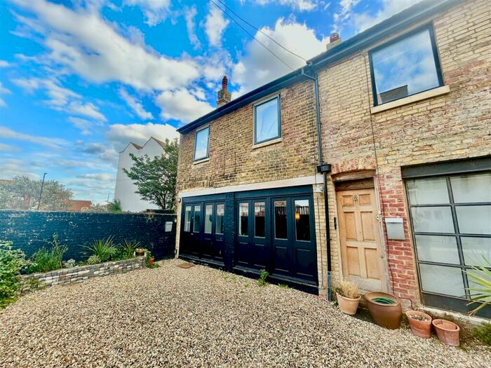 2 Bedroom Semi-Detached House To Rent In Cliftonville Mews, Cliftonville, Margate, CT9