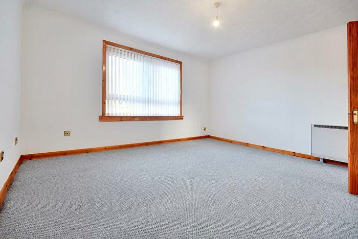 2 Bedroom Flat To Rent In Ann Street, Inverclyde, Greenock, PA15