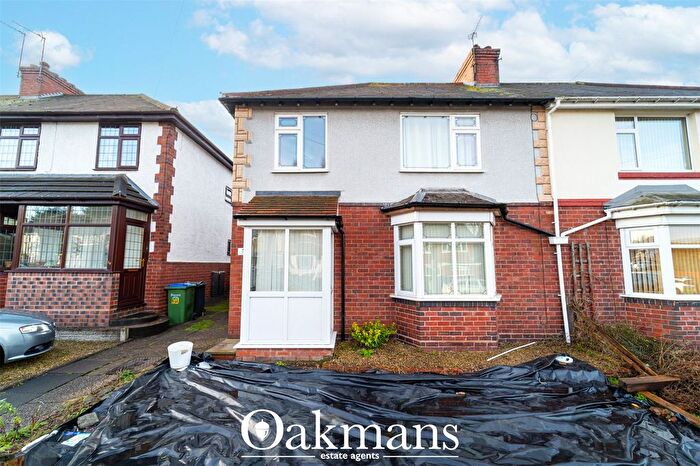 3 Bedroom Semi Detached House For Sale In Pool Lane, Oldbury, West Midlands, B69