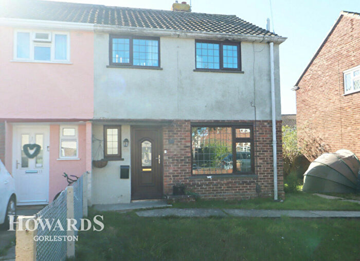3 Bedroom End Of Terrace House For Sale In Merton Avenue, Gorleston, NR31