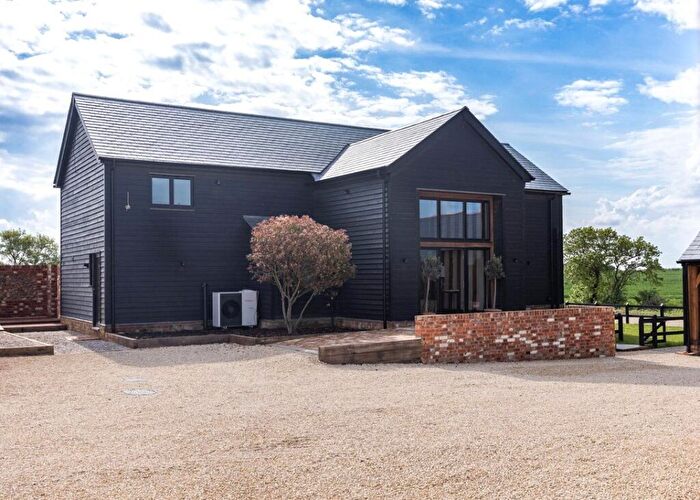 4 Bedroom Barn Conversion For Sale In Kilnfield Barns, Chignal Road, Chelmsford, Essex, CM1