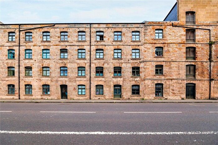 1 Bedroom Flat For Sale In Commercial Street, Edinburgh, Midlothian, EH6