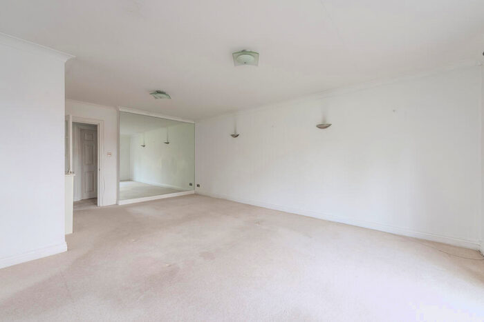 2 Bedroom Apartment To Rent In Weymouth, DT3