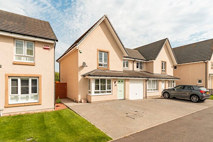 3 Bedroom Villa For Sale In Bonnybridge Drive, Edinburgh, EH15