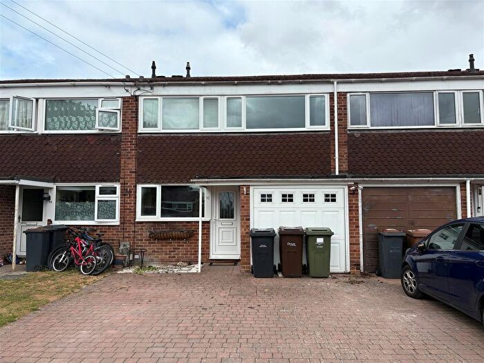 3 Bedroom Terraced House To Rent In Gallaghers Mead, Andover, SP10