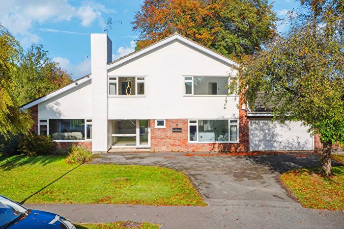 4 Bedroom Detached House For Sale In Camley Park Drive, Maidenhead, SL6