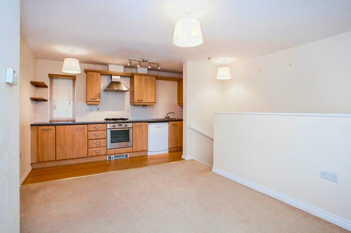 2 Bedroom Maisonette To Rent In Graham Road, Cambridge, CB4