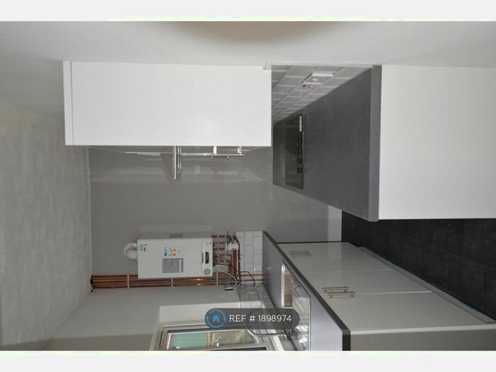 2 Bedroom Terraced House To Rent In King Street, Stoke-On-Trent, ST4