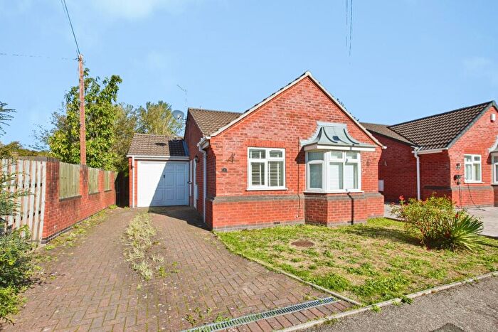 2 Bedroom Bungalow For Sale In Lapley Drive, Stretton, Burton-on-Trent, Staffordshire, DE13
