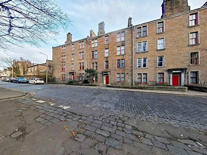 1 Bedroom Maisonette To Rent In Roseangle, West End, Dundee, DD1