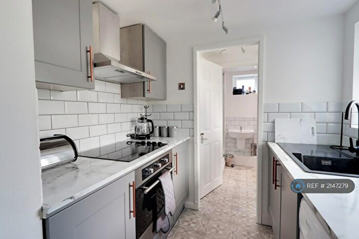 1 Bedroom Flat To Rent In Denbigh Street, Chester, CH1