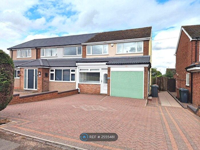 3 Bedroom Semi-Detached House To Rent In Aldridge Road, Streetly, Sutton Coldfield, B74