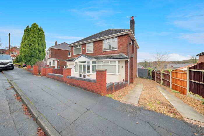 4 Bedroom Detached House For Sale In Bankside, Clayton-Le-Woods, PR6