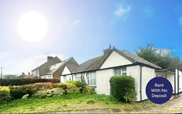 2 Bedroom Bungalow To Rent In Margate Road, Ramsgate, Kent, CT12