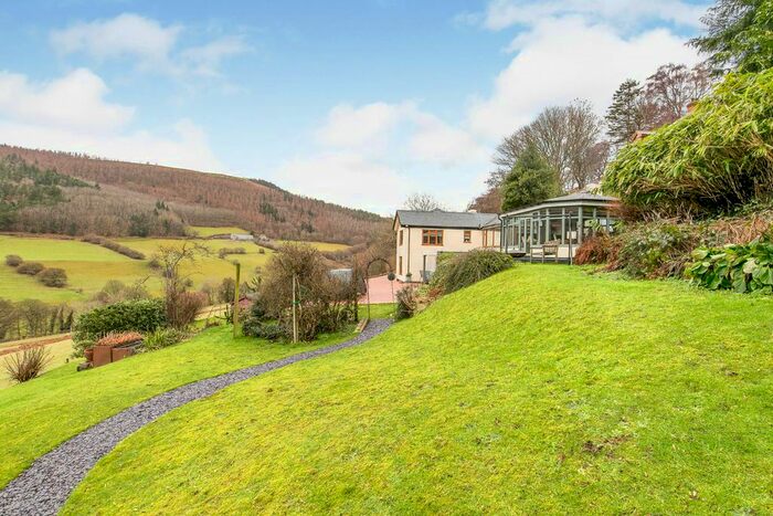 4 Bedroom Detached House For Sale In Tan Y Fron Lane, Eglwyseg, Llangollen, Denbighshire LL20