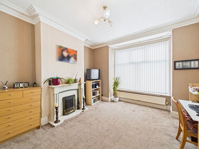 3 Bedroom End Of Terrace House For Sale In Glade Street, Heaton, Bolton, BL1