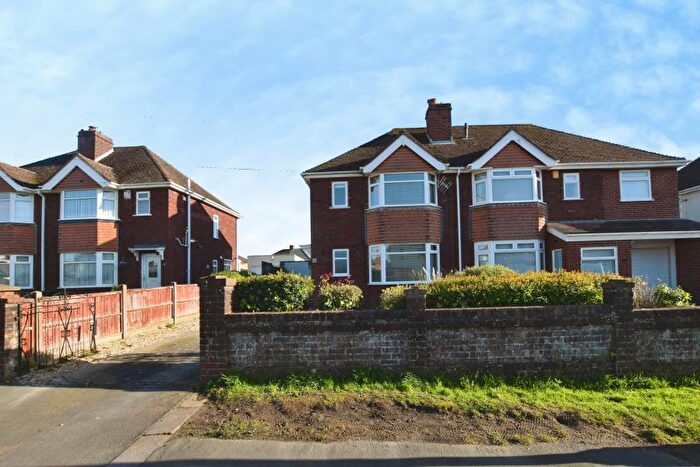 3 Bedroom Terraced House To Rent In Headley Park Road - Headley Park, BS13