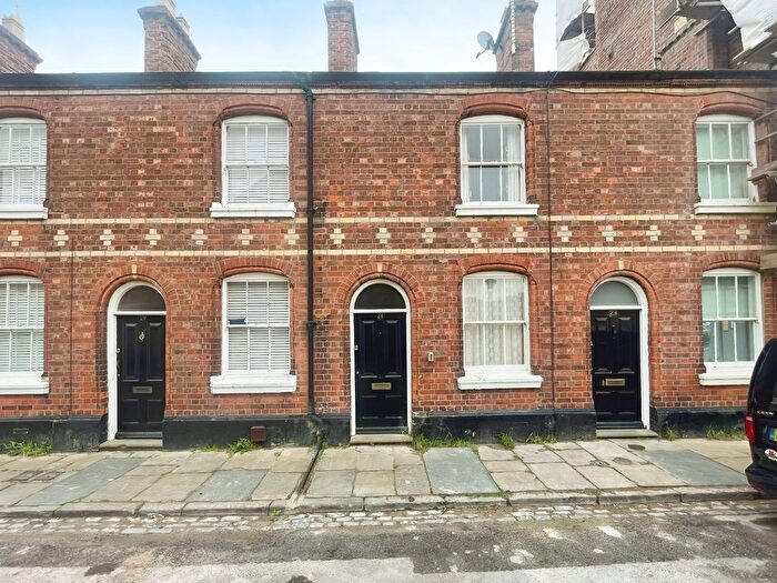 2 Bedroom Terraced House To Rent In Albion Street, Chester, CH1
