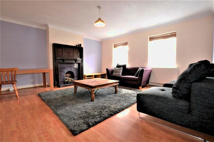 2 Bedroom Apartment To Rent In Tudor Court, Russell Hill Road, Purley, CR8