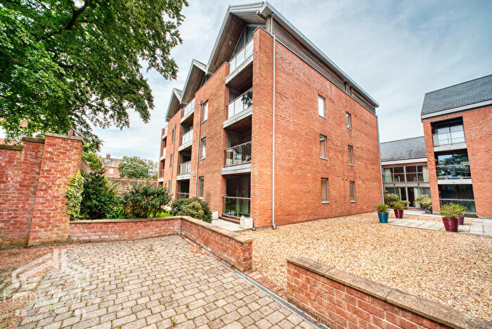 4 Bedroom Flat For Sale In Fairlawn Road, Lytham St Annes, Lancashire, FY8