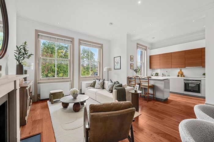 3 Bedroom Flat For Sale In Fitzjohns Avenue, Hampstead, NW3