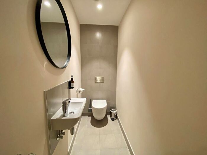 2 Bedroom Flat To Rent In Ryedale House, York, YO1