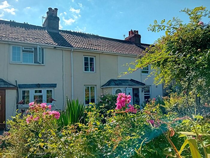 2 Bedroom Character Property For Sale In Blands Row, Pilning, South Gloucestershire, BS35