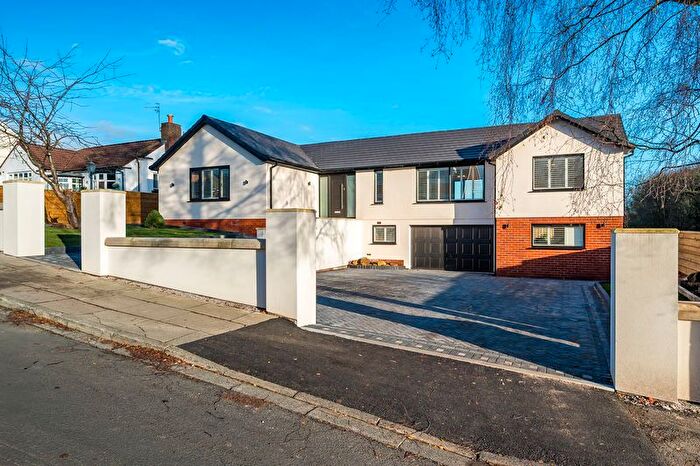 4 Bedroom Detached House For Sale In Crossfield Drive, Worsley, Manchester, M28