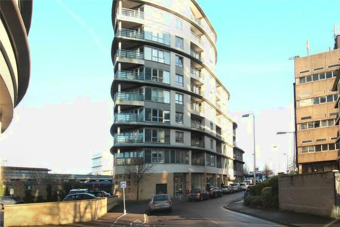 1 Bedroom Flat To Rent In Woking, GU22