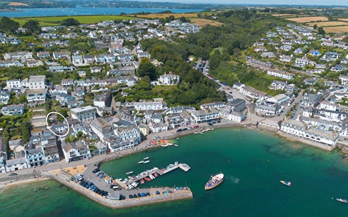 4 Bedroom Semi-Detached House For Sale In Commercial Road, St. Mawes, Truro, TR2