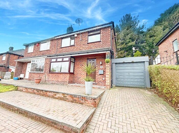 3 Bedroom Semi Detached House For Sale In Dinorwic Close, Crumpsall, Manchester, M8