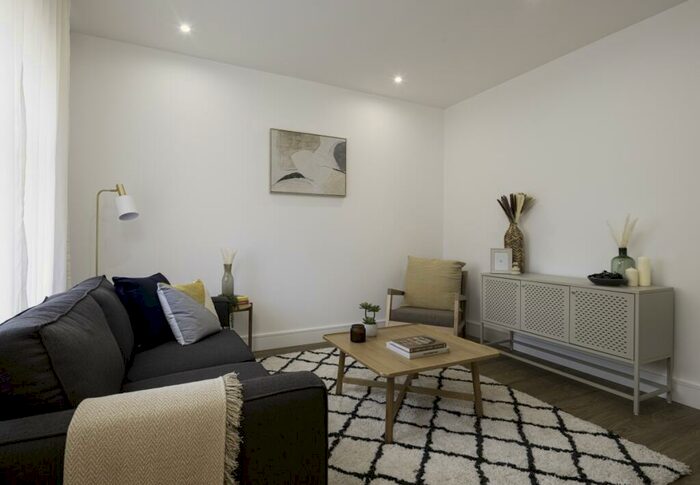 3 Bedroom Town House To Rent In Soho Wharf, Hooper Street, Birmingham, B18