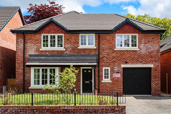 4 Bedroom Detached House For Sale In Bentinck Close, Newton Abbot, TQ13