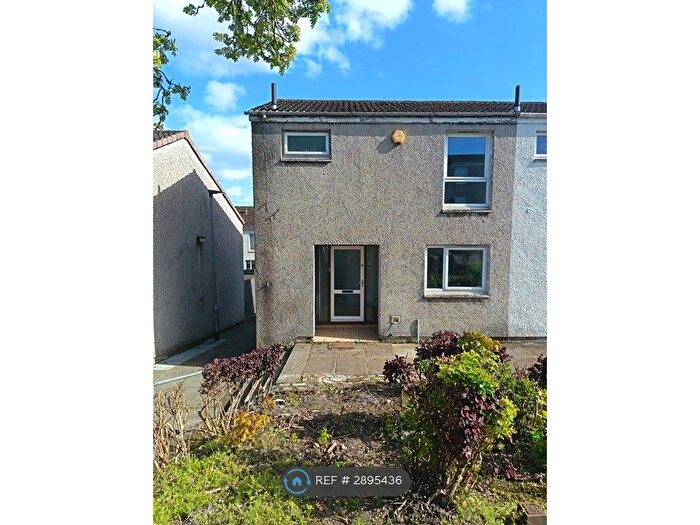 3 Bedroom End Of Terrace House To Rent In Kilbowie Road, Glasgow, G67