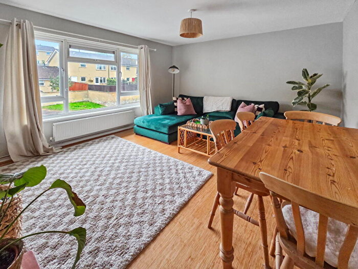 1 Bedroom Maisonette For Sale In Poynder Road, Corsham, SN13