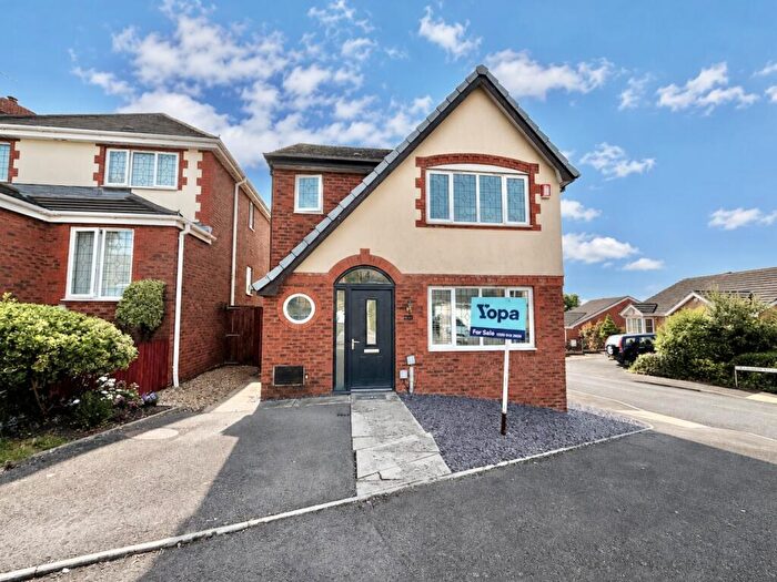 3 Bedroom Detached House For Sale In Heol Miaren, Barry, CF63