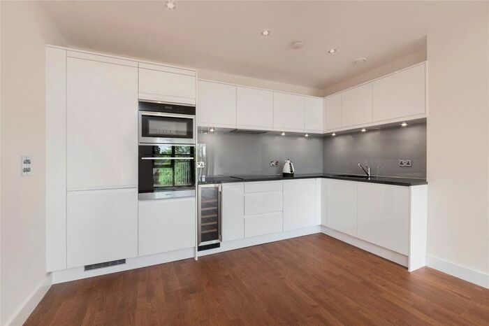 3 Bedroom Flat To Rent In Huxley House, Lawn Road, NW3