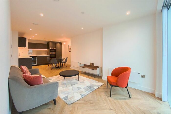 2 Bedroom Flat To Rent In Silvercroft Street, Manchester M15