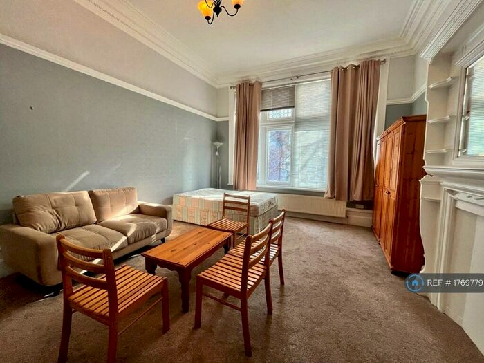 Studio To Rent In Hornsey Lane, London, N6