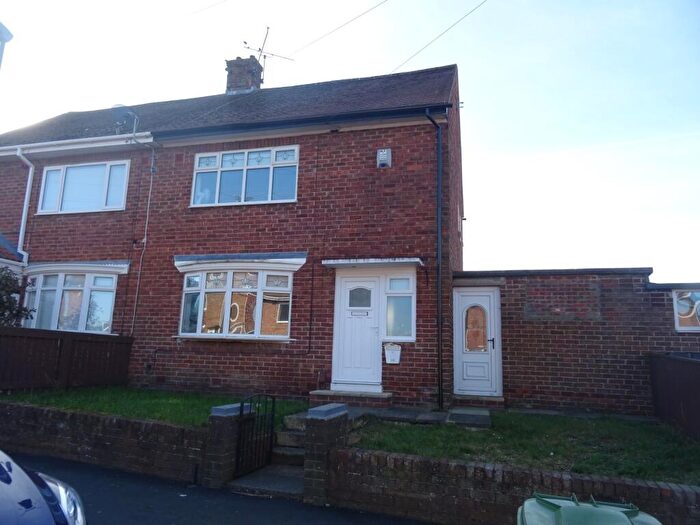 2 Bedroom Semi-Detached House To Rent In Thistle Road, Thorney Close, SR3